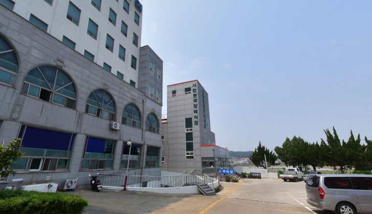 서천한국요양병원장례식장-전경-및-입구